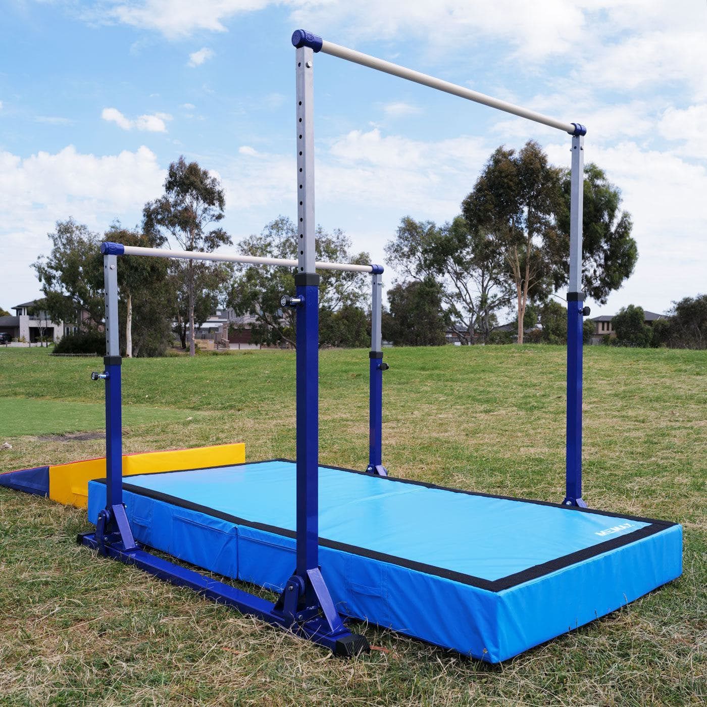 MEMAX Foldable Dual Density Landing Mat - 20cm Thick - Image 5