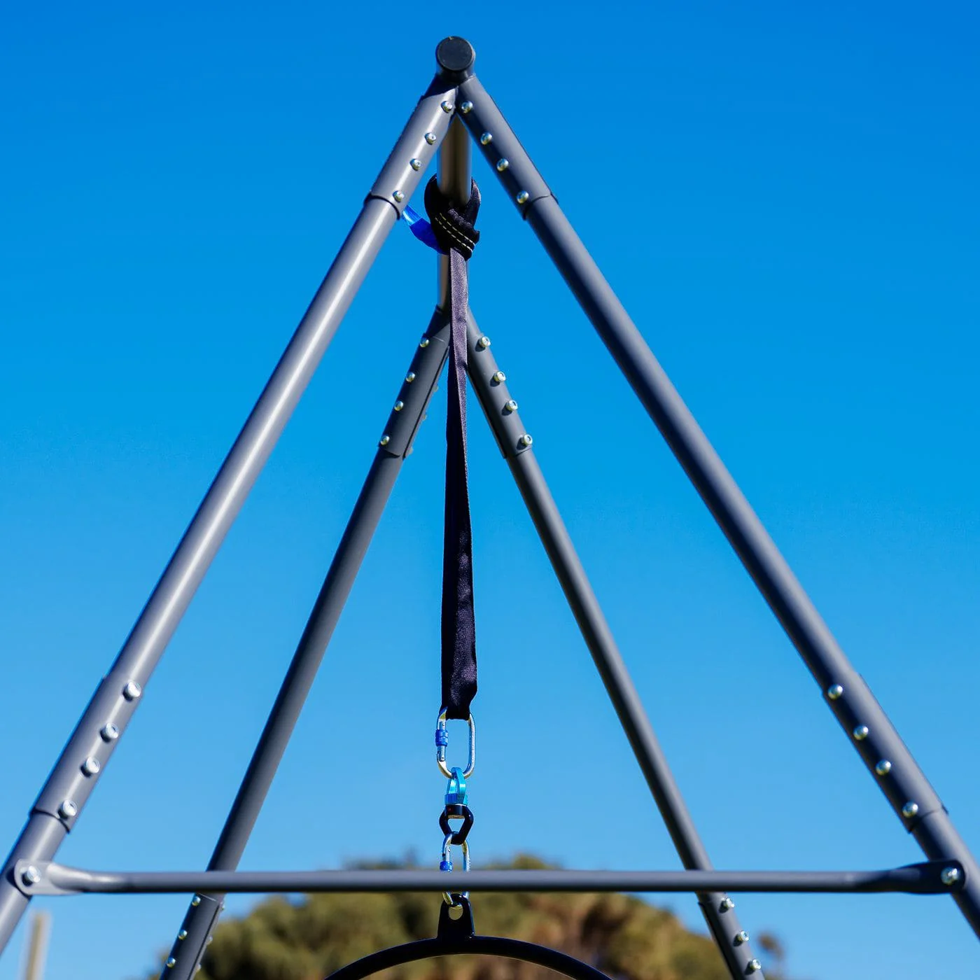MEMAX Aerial Stand Trapezium - 2.75M Height - Image 3