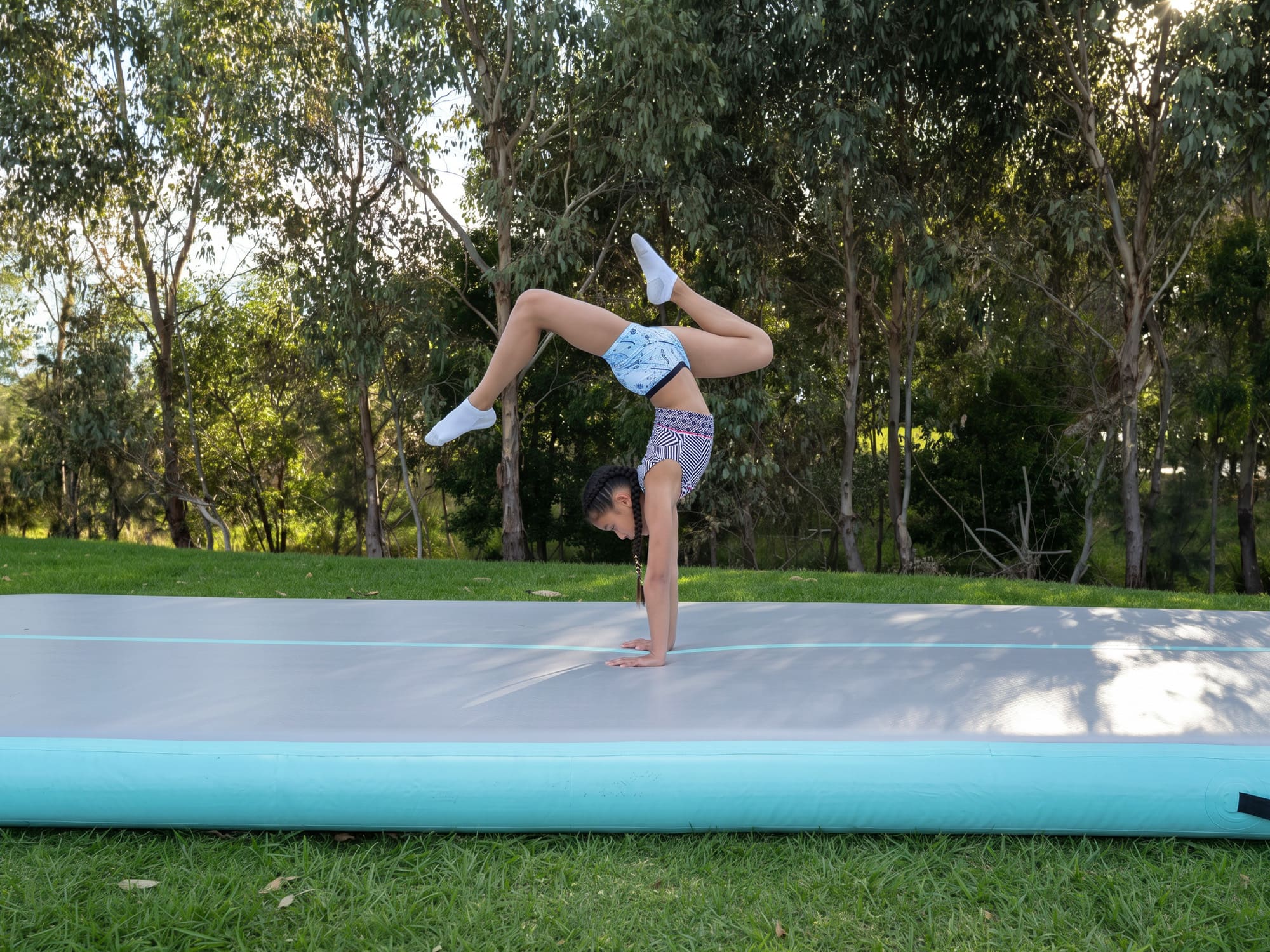 MEMAX Extra-Wide Inflatable Gym Mat - 2M Width - Image 10