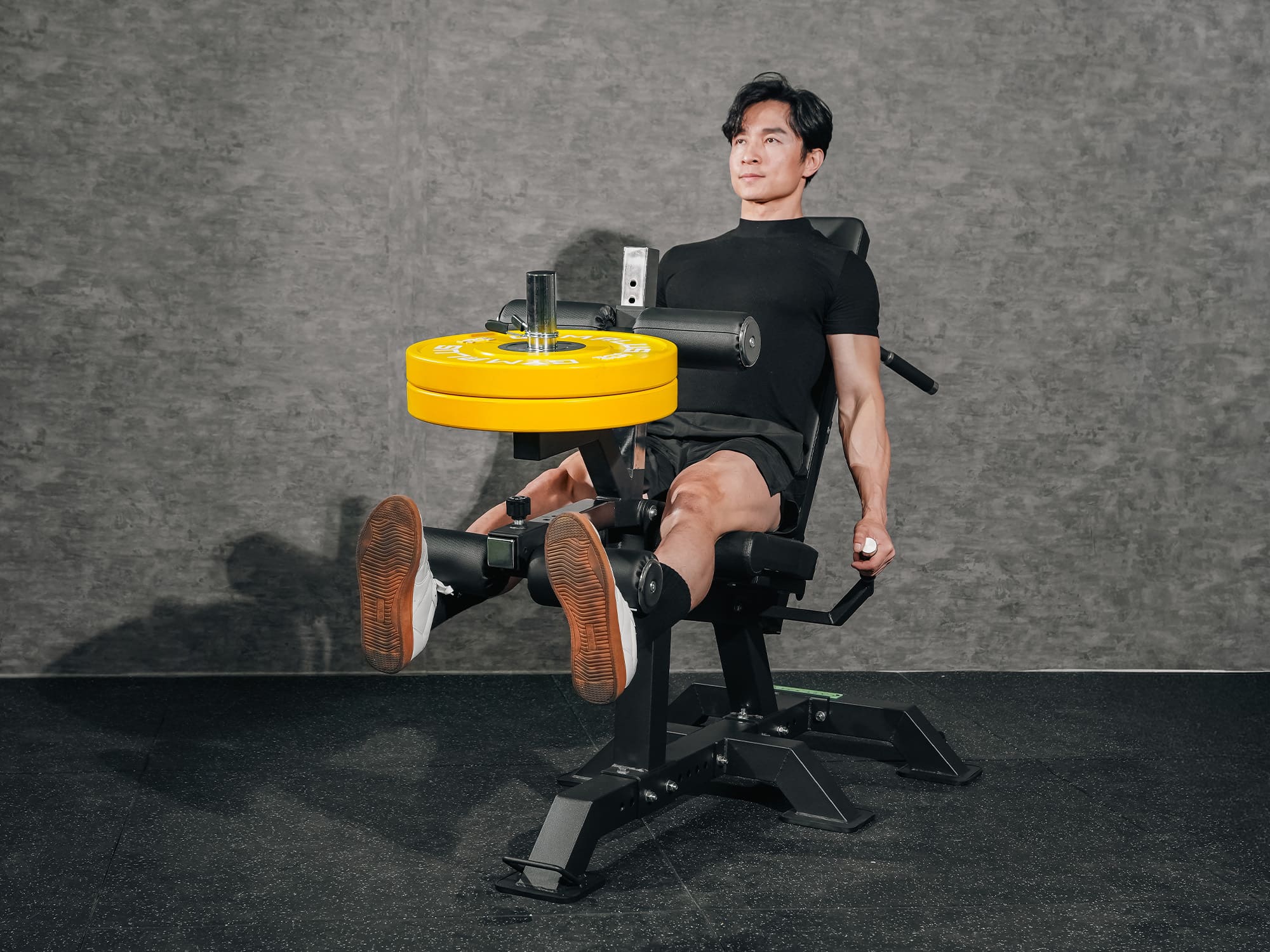L4 Pro Series Plate Loaded Leg Extension & Prone Leg Curl - Image 4