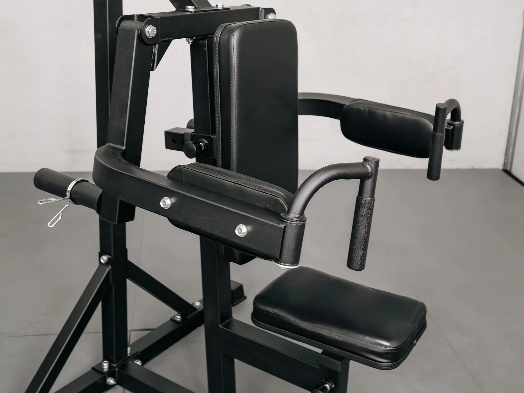 Deltoid and Shoulder Press - Plate Loaded - Image 9