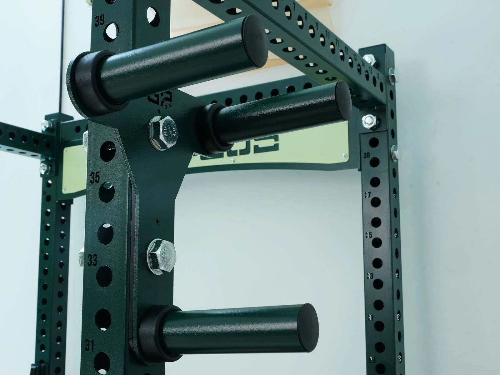 Evolve Change Plate Pegs - Image 2