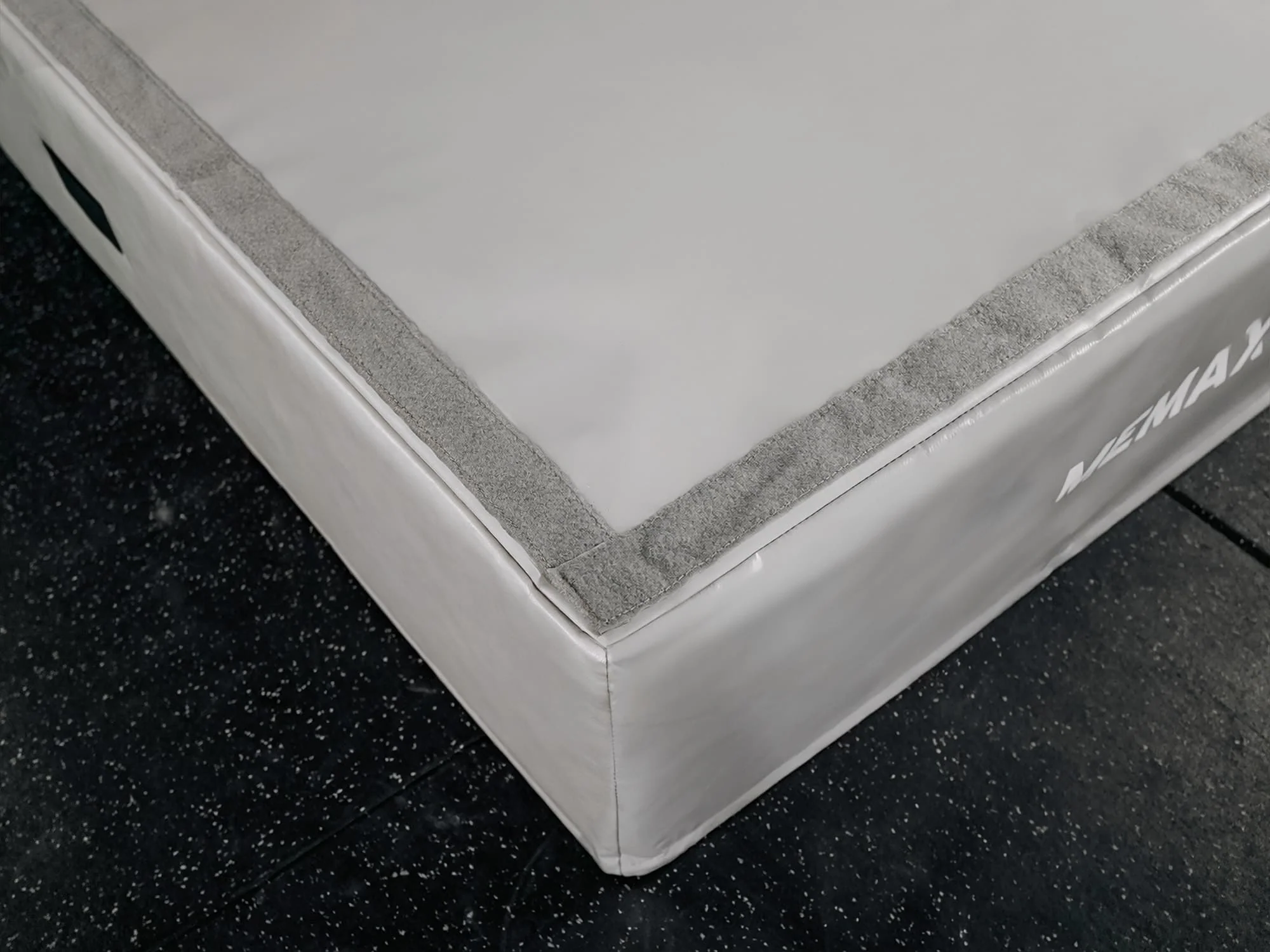 MEMAX Safety Landing Mat - 150x100x30cm (with PVC Cover) - Image 3
