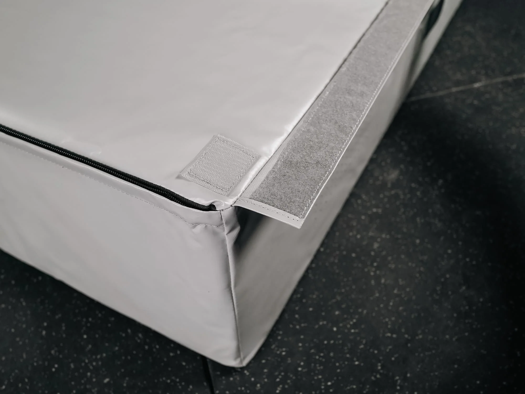 MEMAX Safety Landing Mat - 150x100x30cm (with PVC Cover) - Image 4